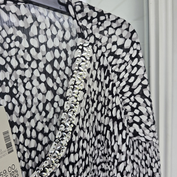 Catherines Tunic Blouse Womens 5X Plus Front Cutout Ombre Embellished New - Picture 8 of 16